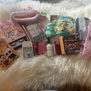 Beauty & fun lot for teen/tween